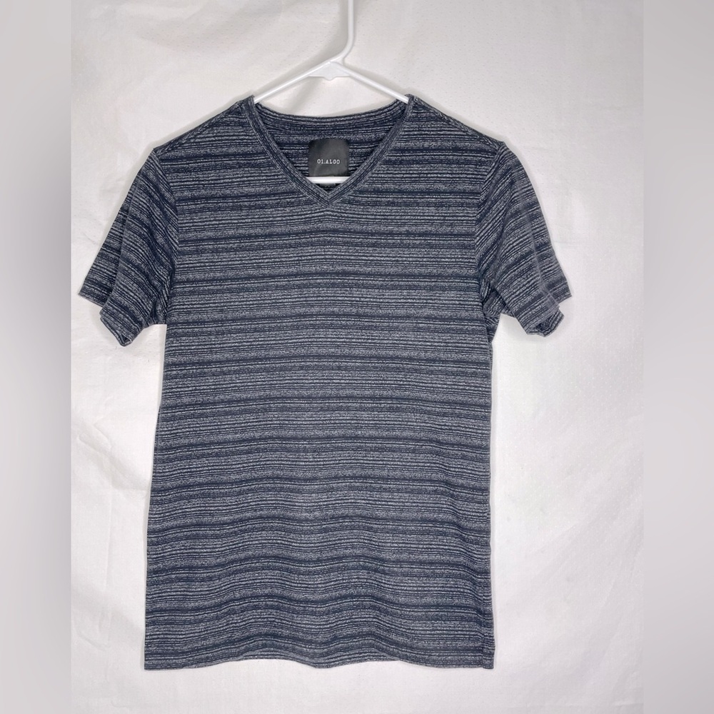 Men’s 01. Algo V Neck Performance T Shirt